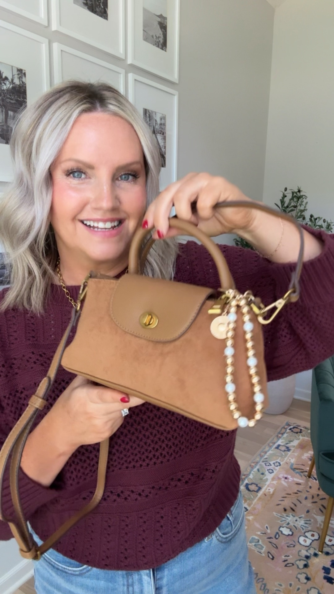 The cutest little crossbody bag for fall! Looks designer but only $25! Comes in several color options

#LTKSeasonal #LTKOver40