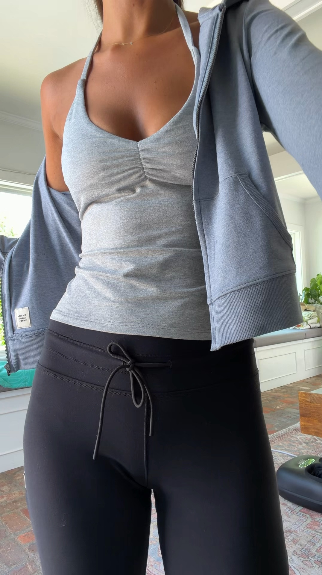 @Vuori US Wearing an xs in everything!!! 

#LTKootd #LTKActive #LTKSeasonal