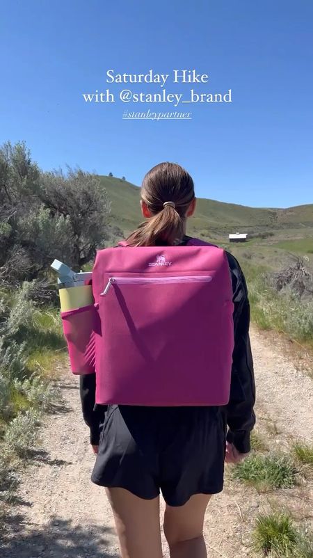 Let’s go on a hike! Spent our Saturday on the trails with our @stanley_brand All Day Madeline Midi Cooler Backpack! It was the perfect companion to bring along! We packed it full of snacks and sandwiches for a little mountain side lunch! Not only does this cooler backpack hold a ton, but it has padded straps so it’s comfortable to wear and also has an easy-carry top handle. I love that I can fit my Ice Flow Flip Straw tumbler in the side for easy accesses and that there is a discreet pocket on the back for my car keys and wallet!

The Stanley Madeline Midi Cooler Backpack is great for hikes, roadtrips, days at the lake or for anyone on the go!

#ad #stanleypartner 
