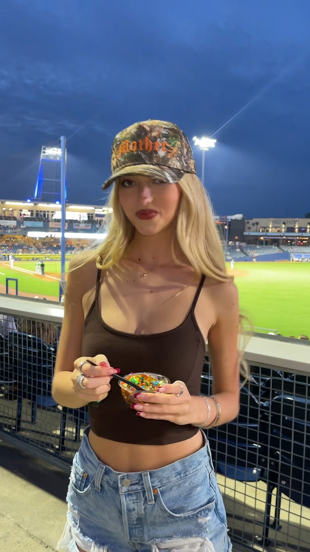 first baseball game ahhh⚾️🫶🏻🏟️

#LTKU #LTKVideo #LTKStyleTip
