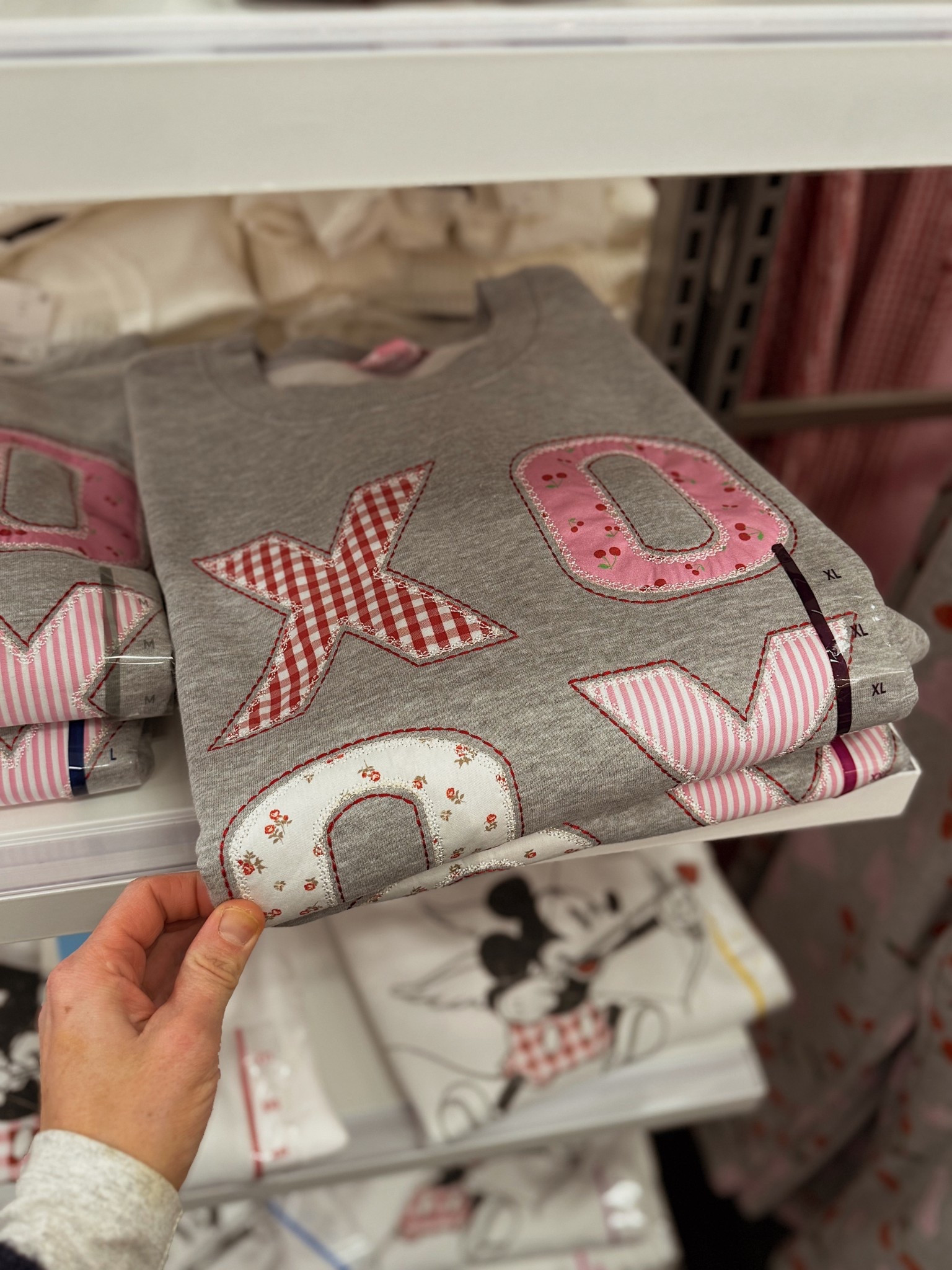 Such a cute Valentine’s Day look! So cozy cottage inspired! 

#LTKootd #LTKSeasonal #LTKgrwm