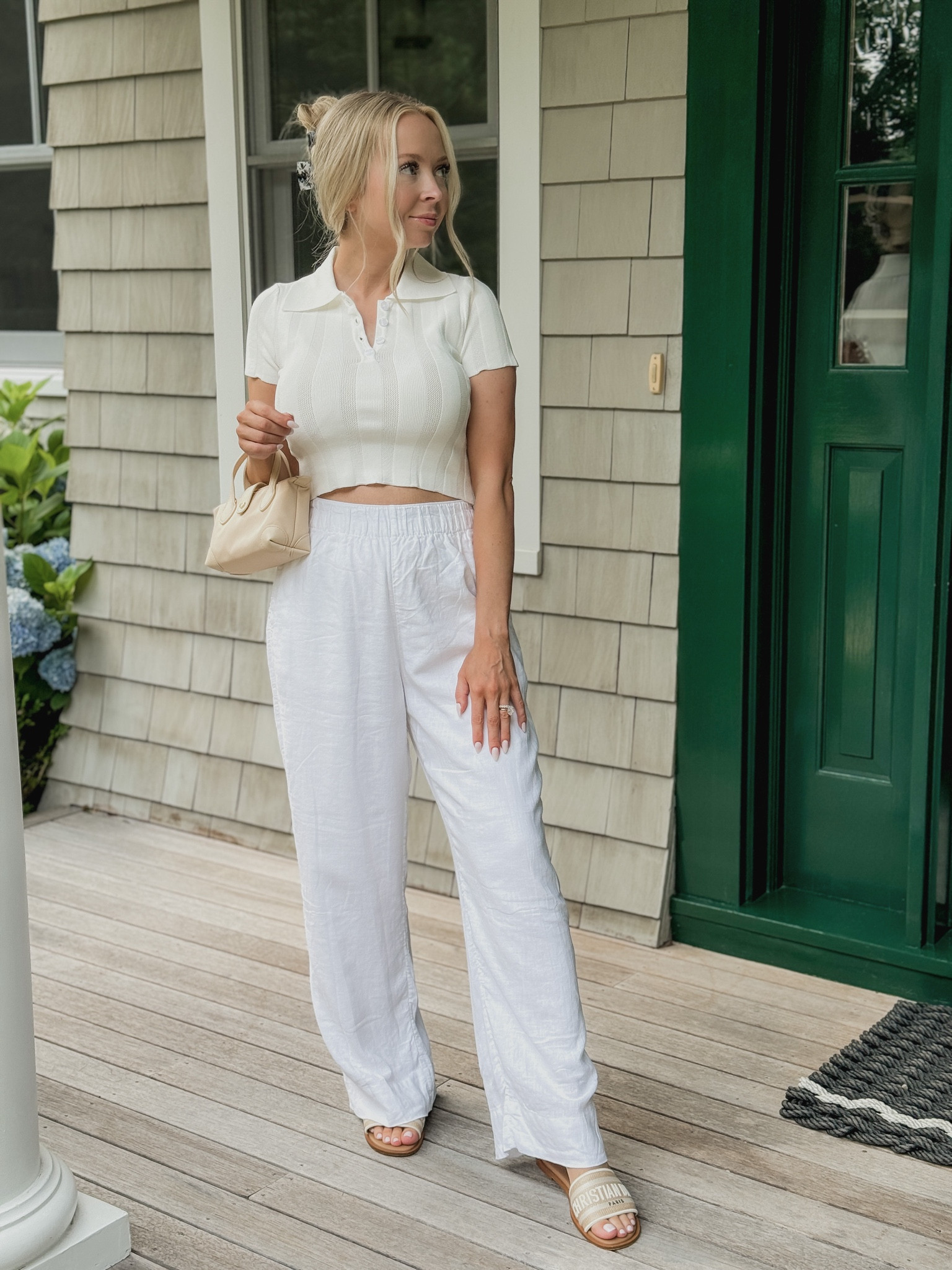 Wearing xs in top and bottom. Both tts  