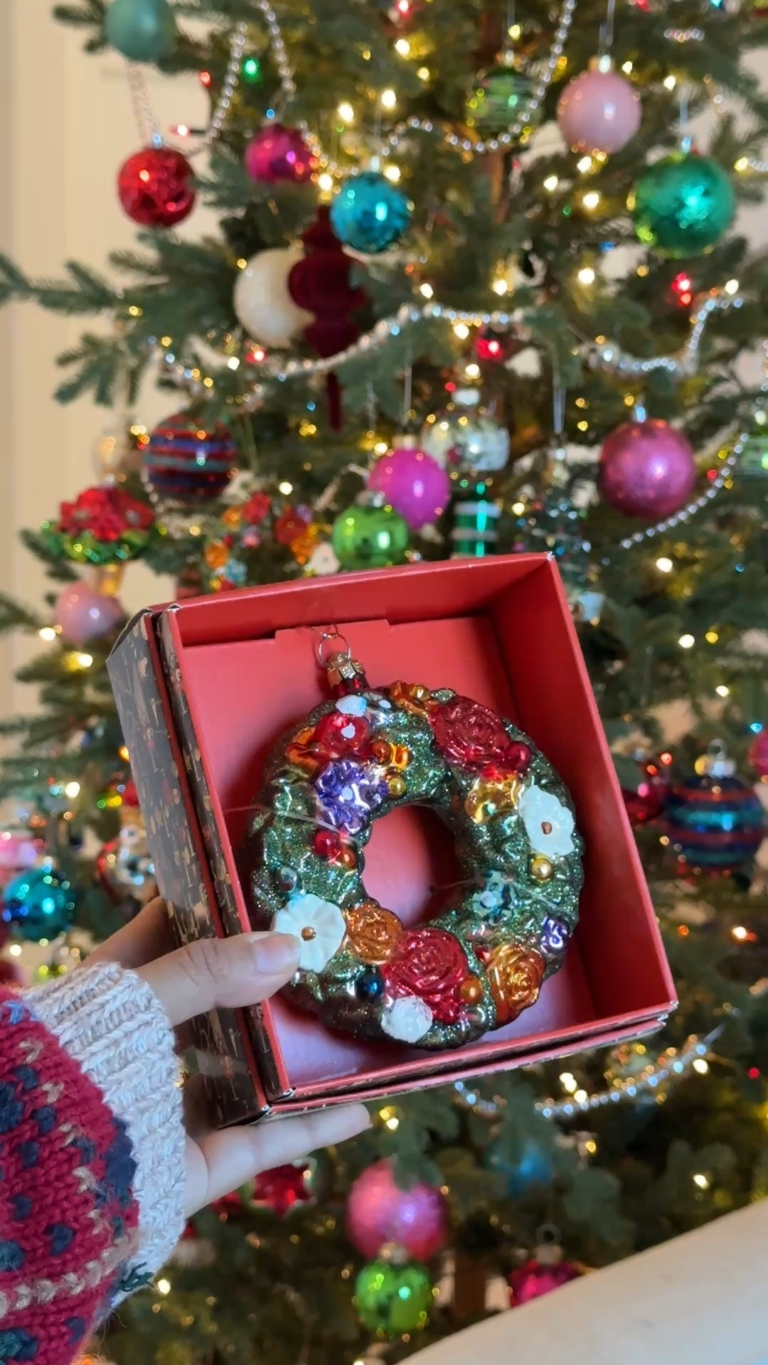 STUNNING ornament!! Got 4 of them 

#LTKGiftGuide #LTKHoliday #LTKSeasonal