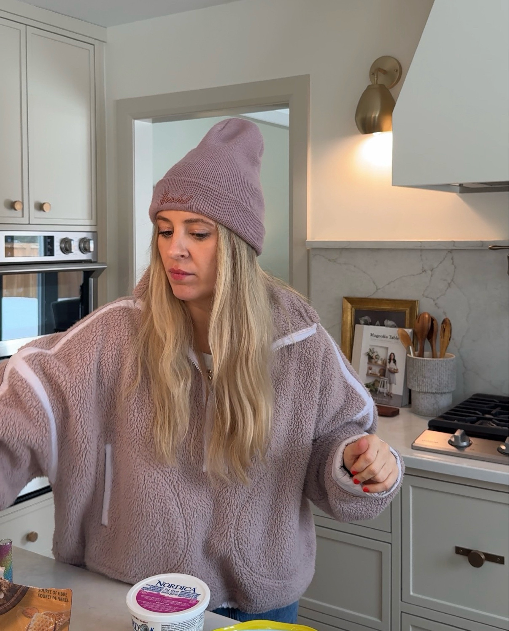 Making a snack in the coziest fit. This color combo for the quarter zip is currently sold out but the others colors available are adorable!
Free people, Hershel, OPI

#LTKstyletip #LTKhome #LTKfitness