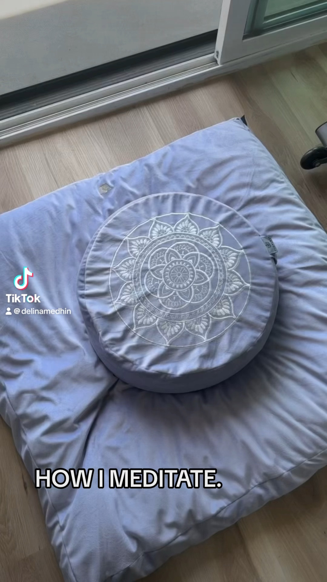 #meditation #meditationpillow #howtomeditate #howimeditate

#LTKSeasonal #LTKHome #LTKVideo