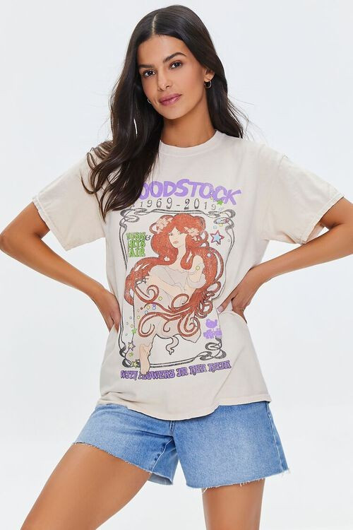 Woodstock Graphic Crew Neck Tee | Forever 21 | Forever 21 (US)