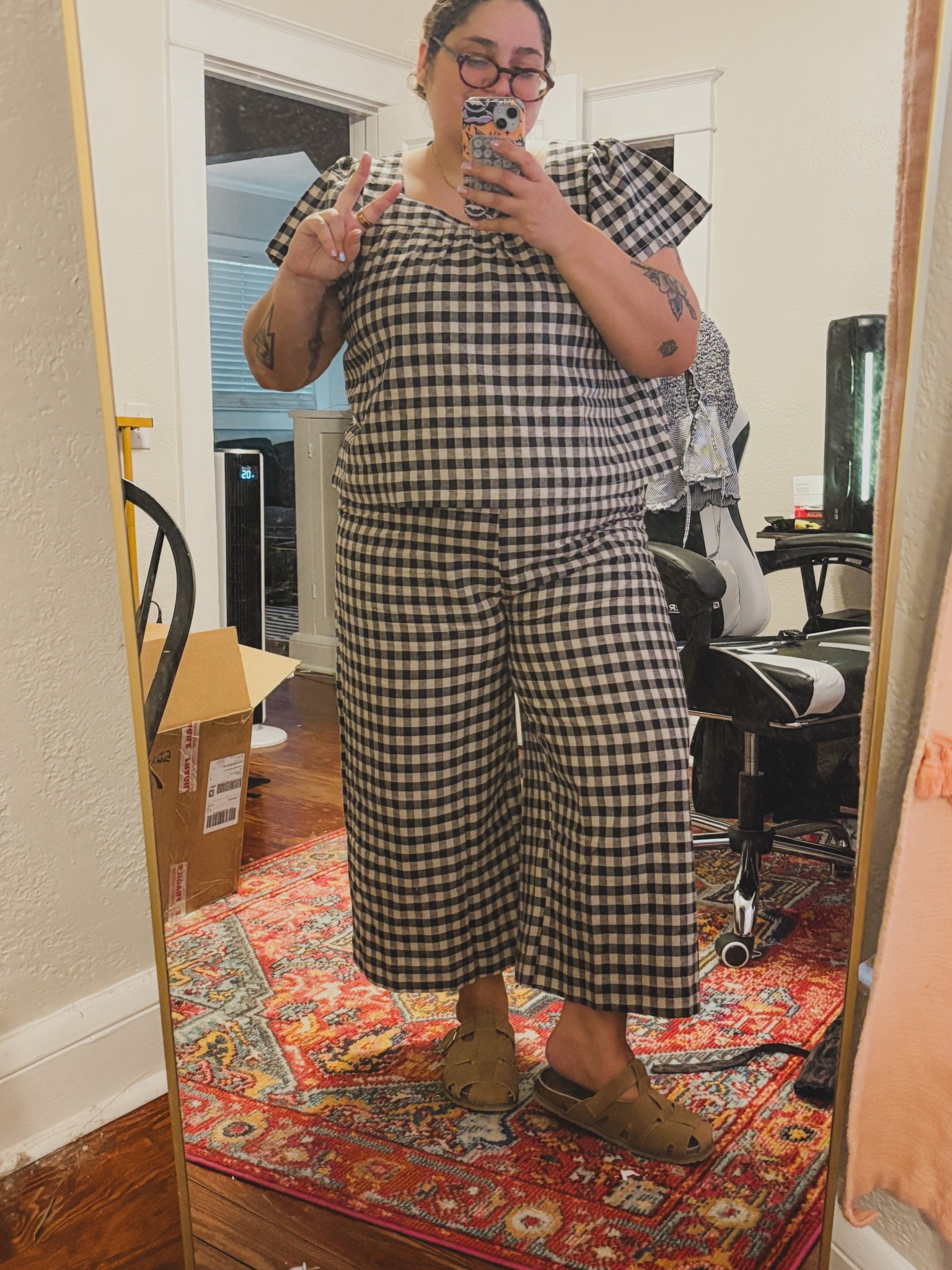 Cutie gingham matching set! Perfect if you love cute & comfortable loungewear. I am wearing an xl 

#LTKFindsUnder50 #LTKStyleTip #LTKMidsize