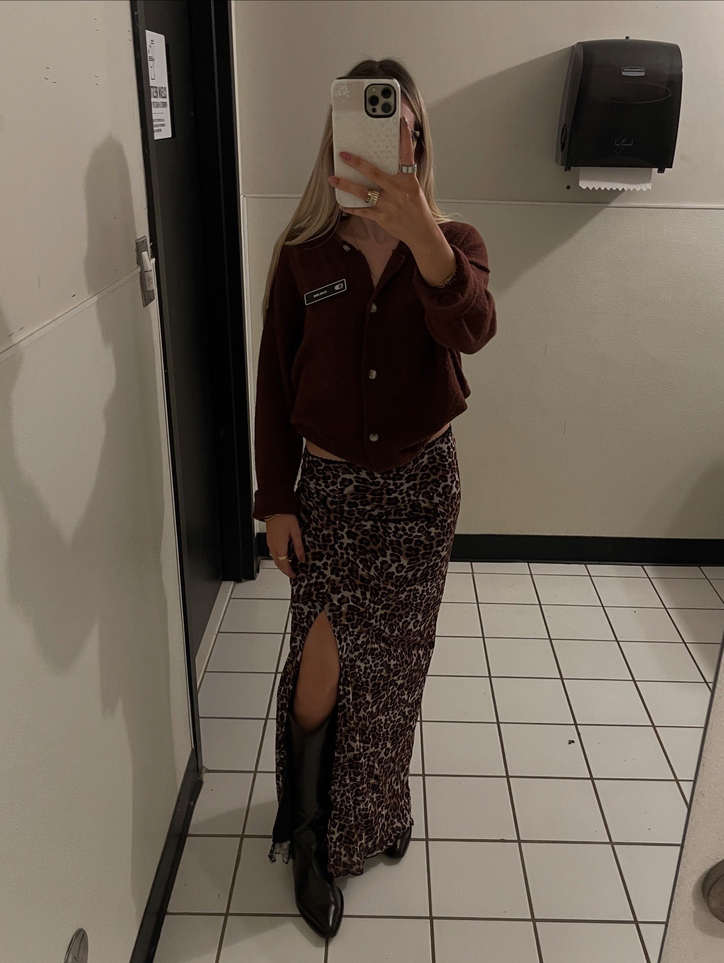 My fav cardigan 

#LTKootd #LTKHoliday #LTKdayinmylife