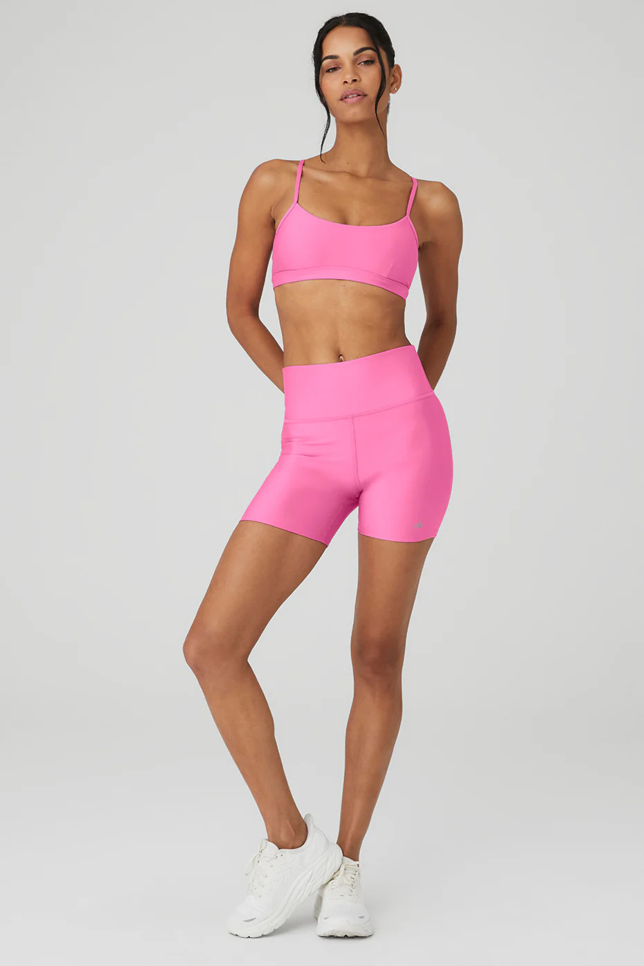 Airlift Intrigue Bra & 5" Airlift Energy Short Set | Alo Yoga (US)