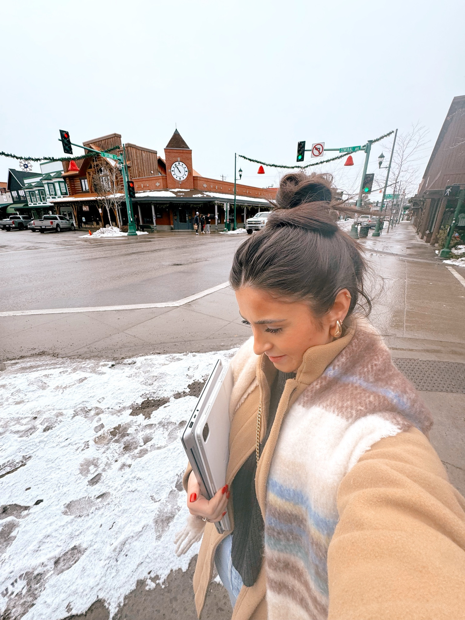 Snowy winter work from *home* fit 🏔️❄️☃️

#LTKtravel #LTKworkwear #LTKstyletip