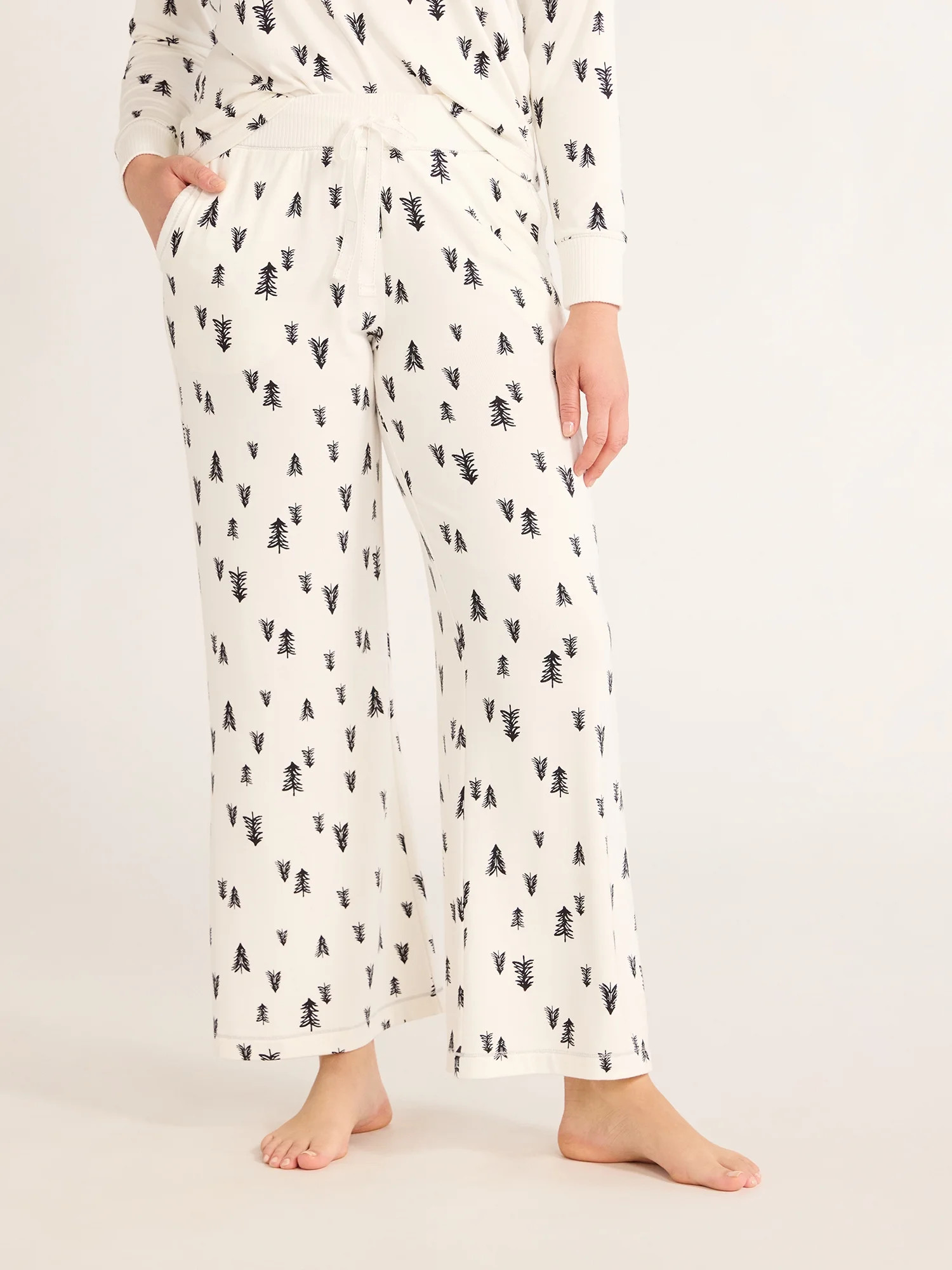 Joyspun Women's Hacci Knit Tree Print Sleep Pants, 30.5” Inseam, Sizes XS-3X | Walmart (US)