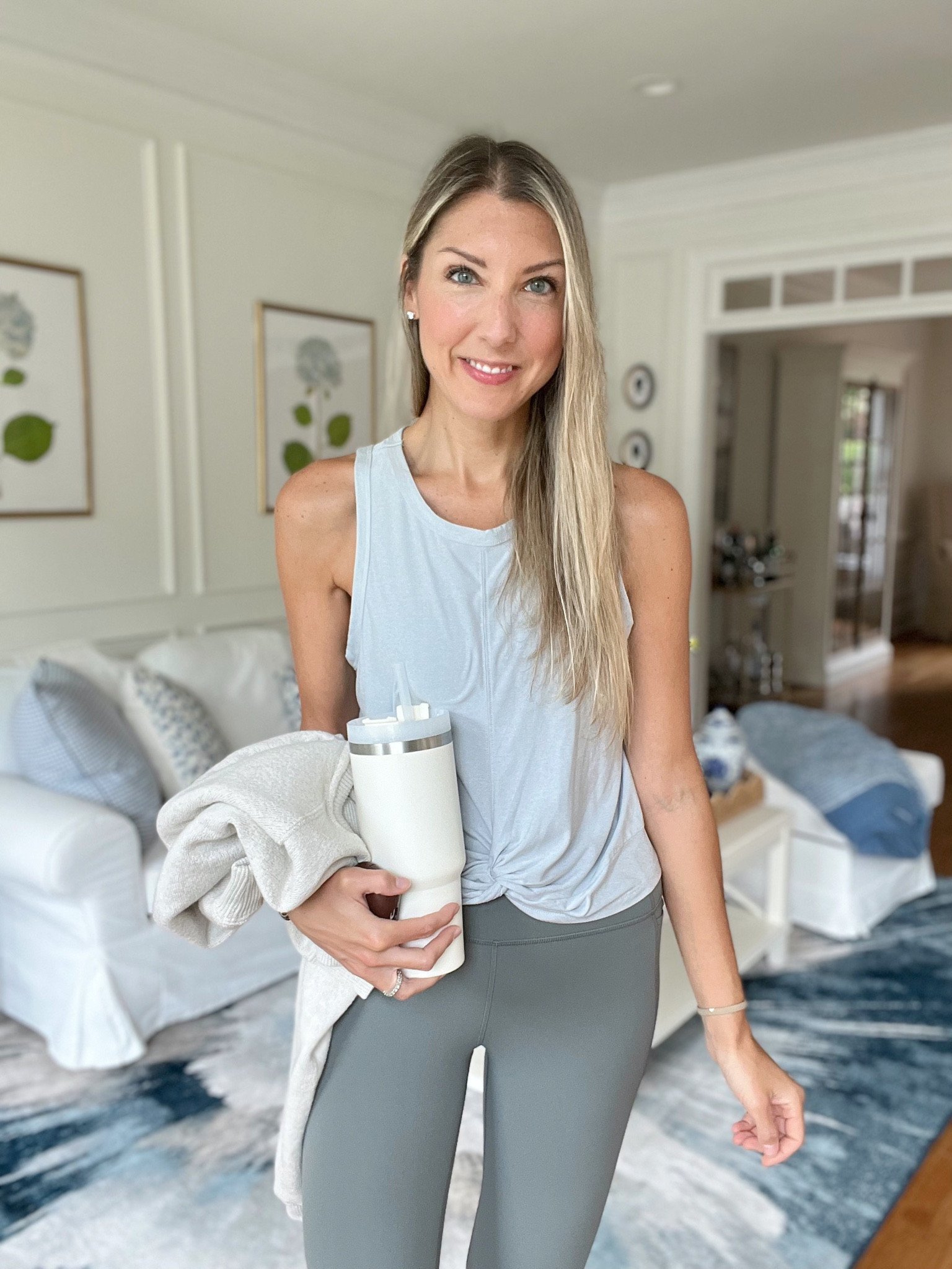 Today’s simple athleisure mom look! 

#LTKFitness #LTKFind