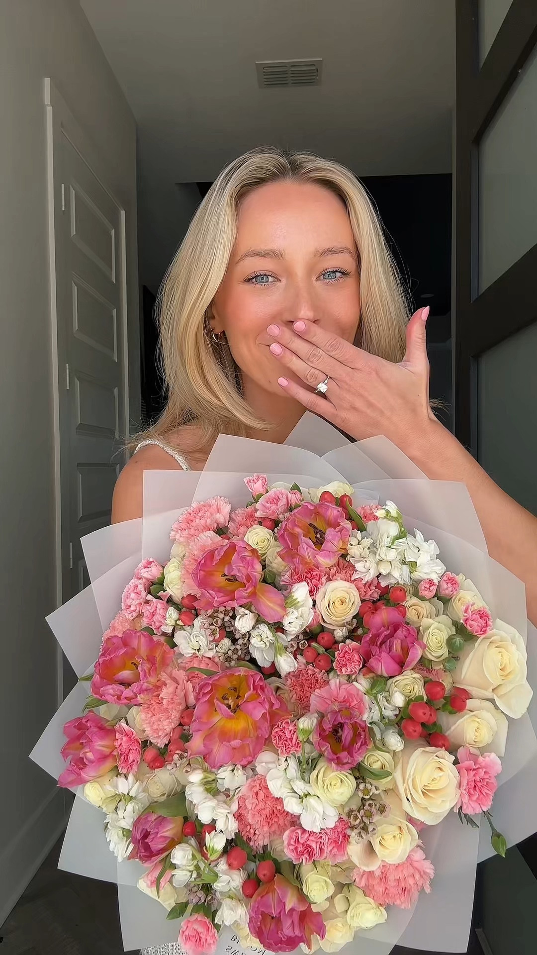 the most stunning bouquet ever🥹 also I’ve worn this dress on so many occasions now and I absolutely am in love with it

#LTKSeasonal #LTKMostLoved #LTKWedding