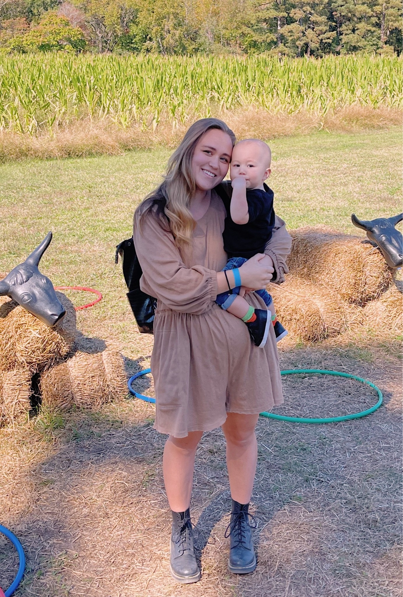 Cute fall outfit for a pumpkin patch outing! This romper is so comfy and cute and perfect for those chilly morning and hot afternoons. Of course I’m wearing doc martens :) I’ve linked similar looks below! My romper is almost identical to the free people one

#ltkfall #pumpkinpatch #falloutfit

#LTKfamily #LTKstyletip #LTKSeasonal