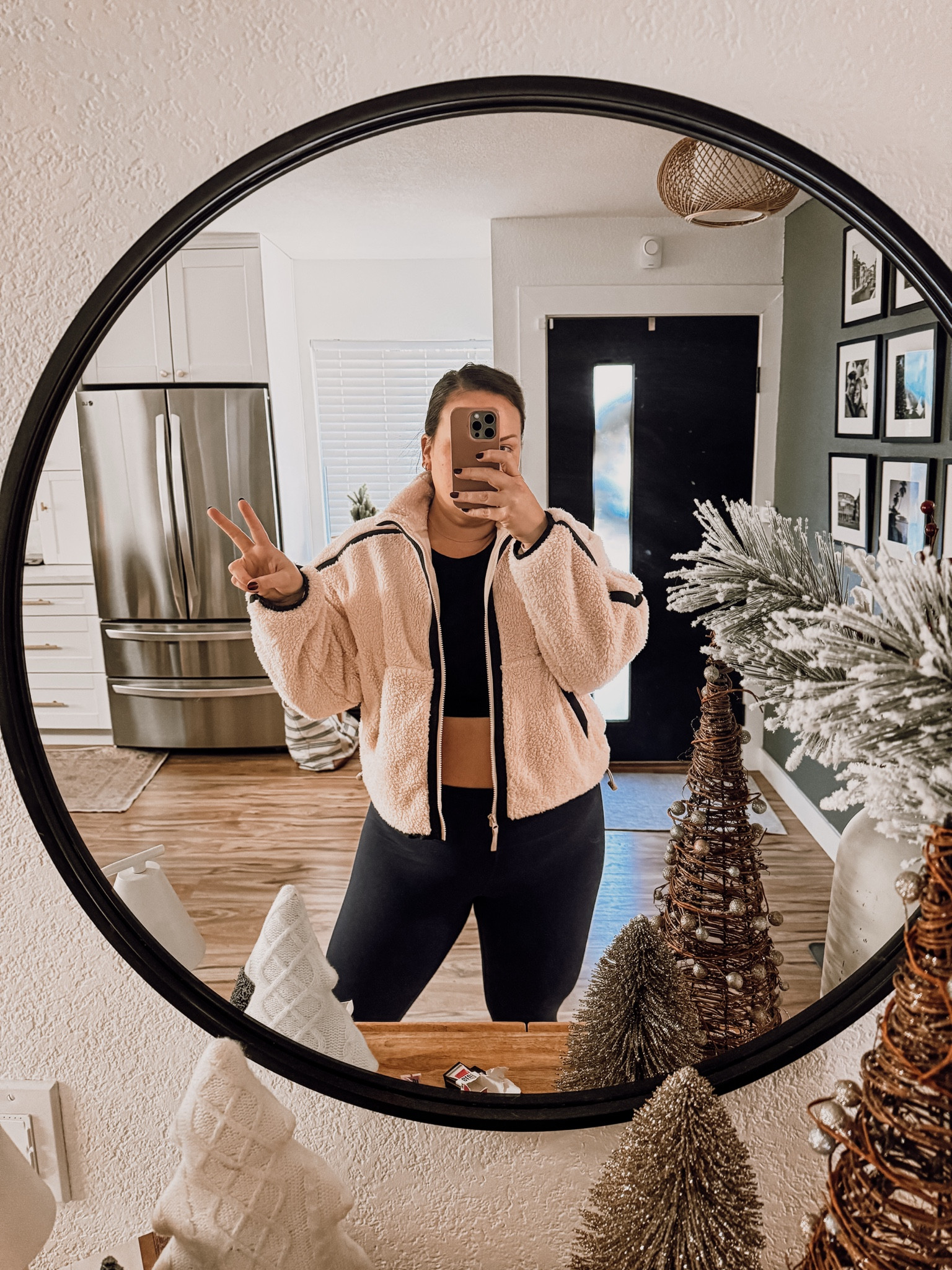 fluffy little winter jacket. I grabbed an XL


#LTKOver40 #LTKFindsUnder50 #LTKPlusSize