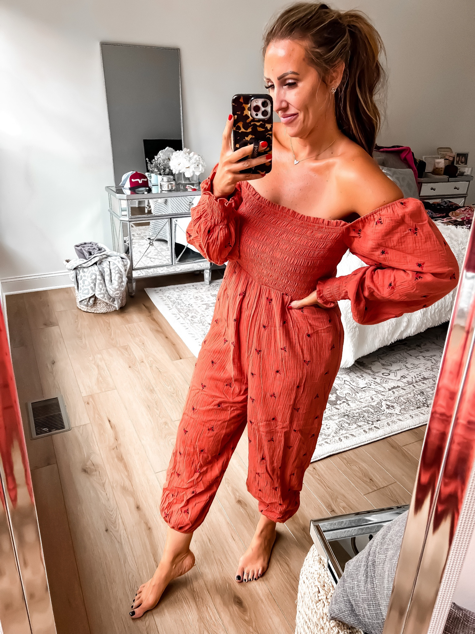 New Mindy Mae arrivals 
Code THEMOMINSTYLE 

#LTKSeasonal #LTKcurves #LTKmidsize