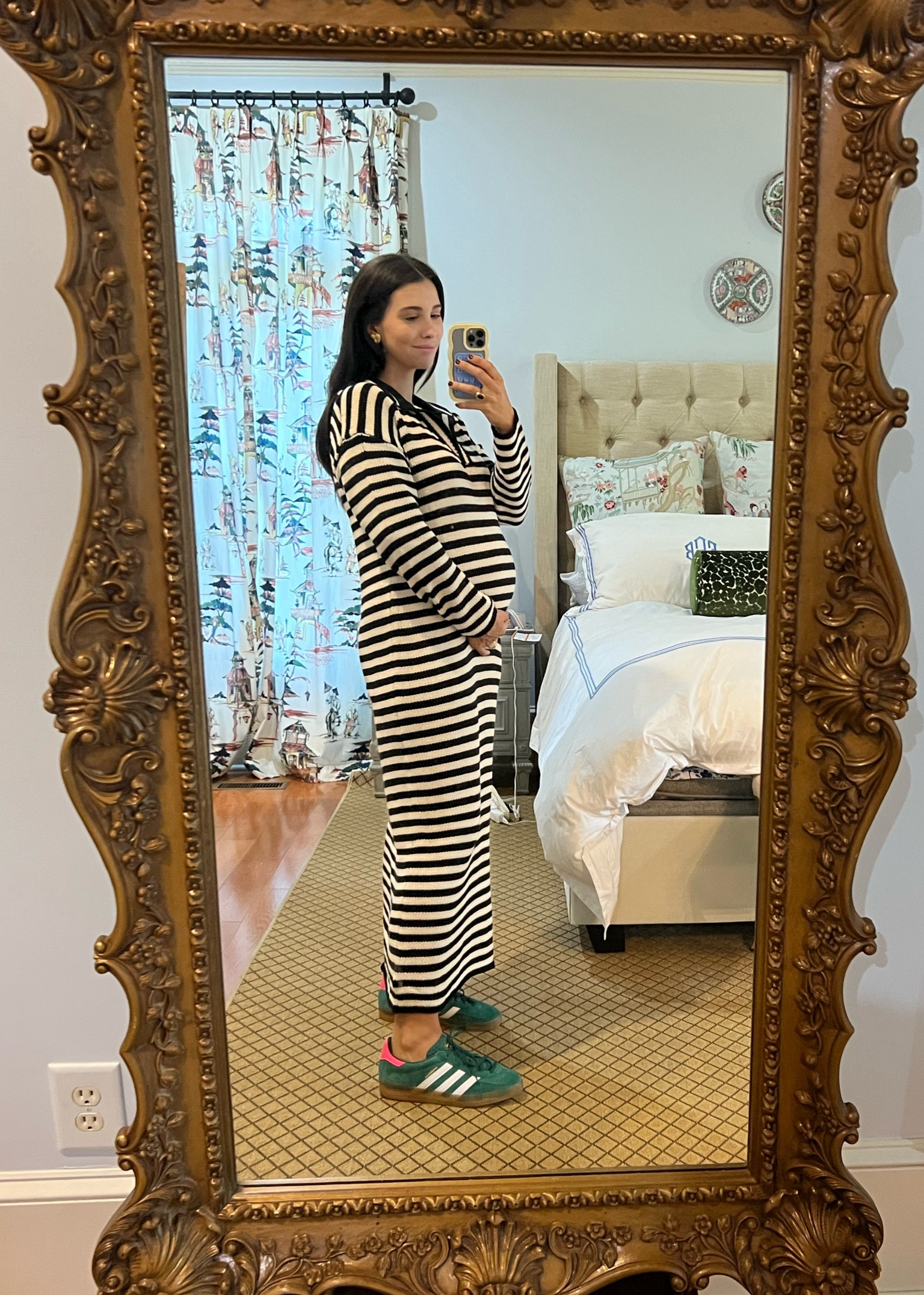 Non maternity, tts, Size medium

#LTKshoecrush #LTKstyletip #LTKbump