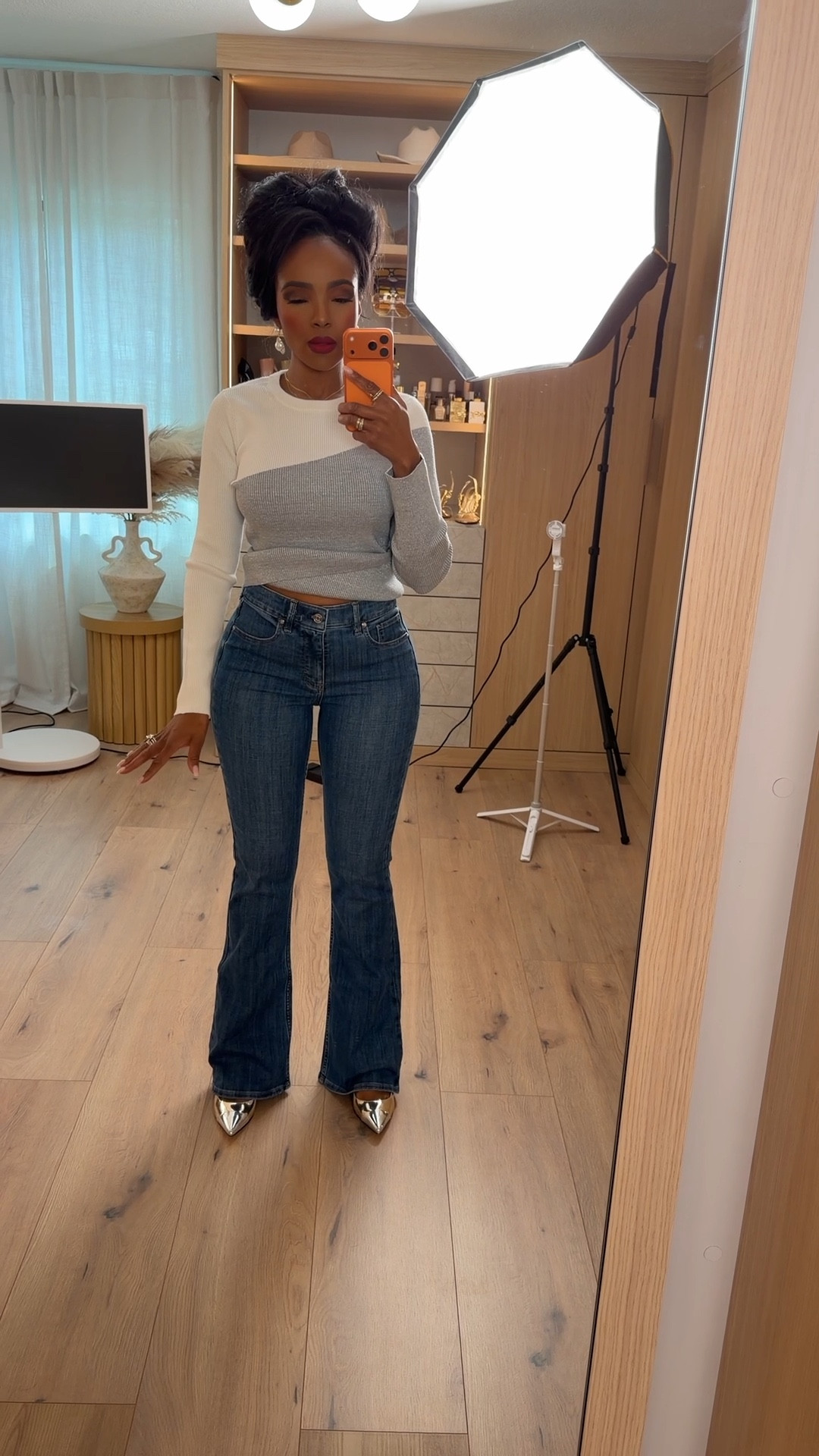 A polished everyday look that instantly elevates your basics — this fitted color-block top from @WHBM pairs perfectly with dark-wash flared denim and metallic pointed heels for a chic, modern finish. Clean, sharp, and so flattering for day-to-night styling.

Perfect for casual outings, dinner plans, and elevated everyday wear.

📏 Sizing: Top Small | Jeans 27 Long | Height 5'4" | 138 lbs | 34D | 27" waist | 40" hips

Shop instantly on the app.

Chic fall outfit ideas, WHBM tops, dark denim styling, metallic heels outfit inspiration, elevated everyday looks, modern casual style.

Follow me on Instagram and YouTube @kirasfashionfinds

#LTKvlog #LTKootd