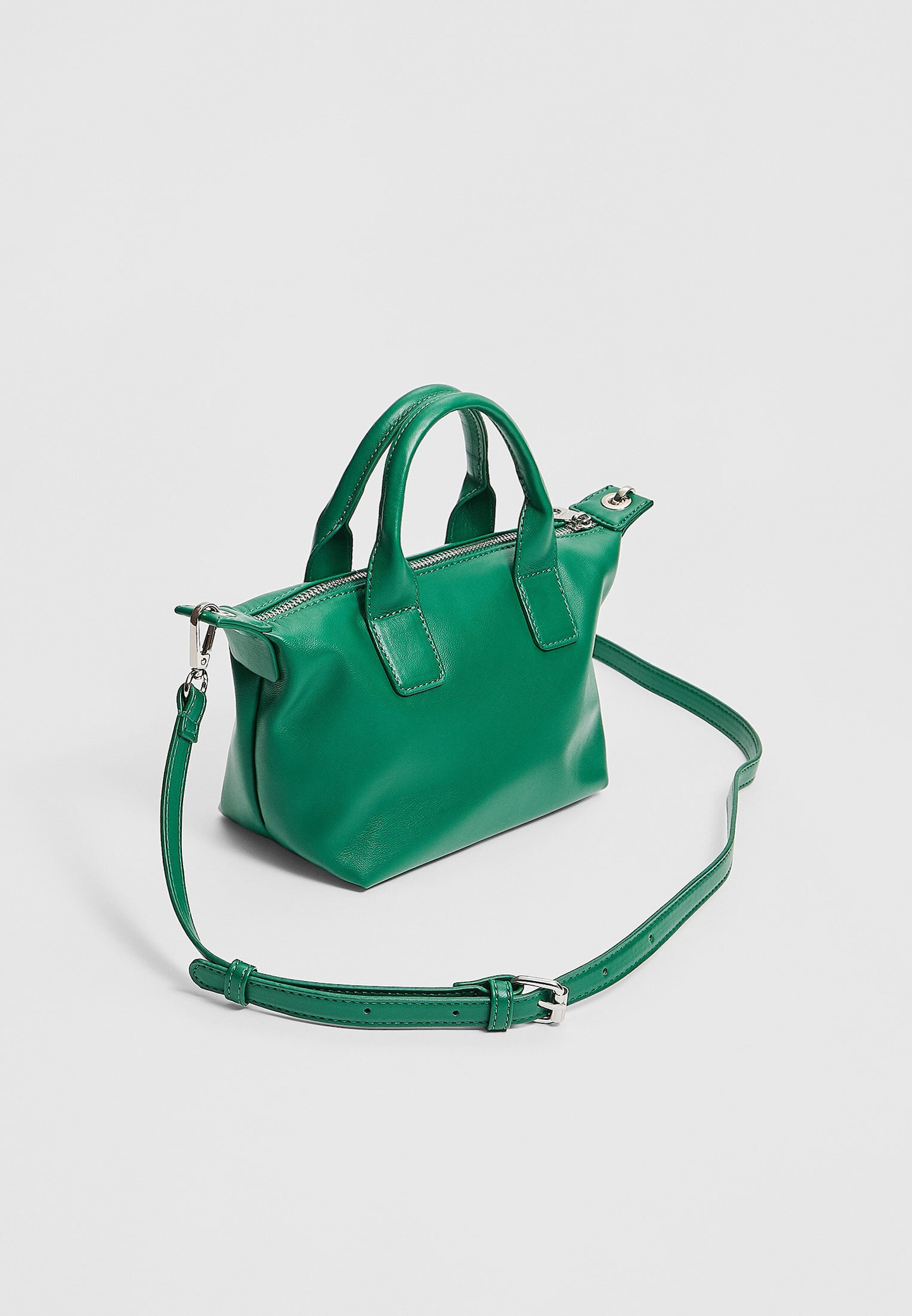 Crossbody bag with zip | Stradivarius (UK)