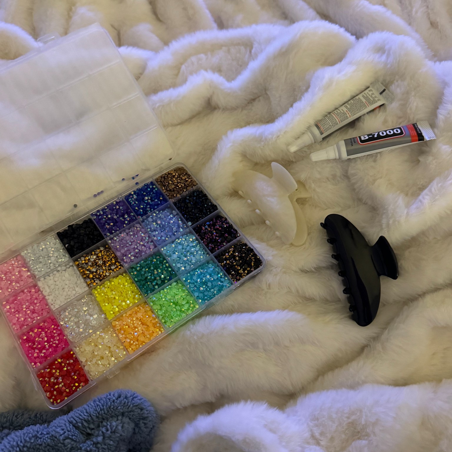 Bedazzling hair clips⭐️🤍

#LTKBeauty