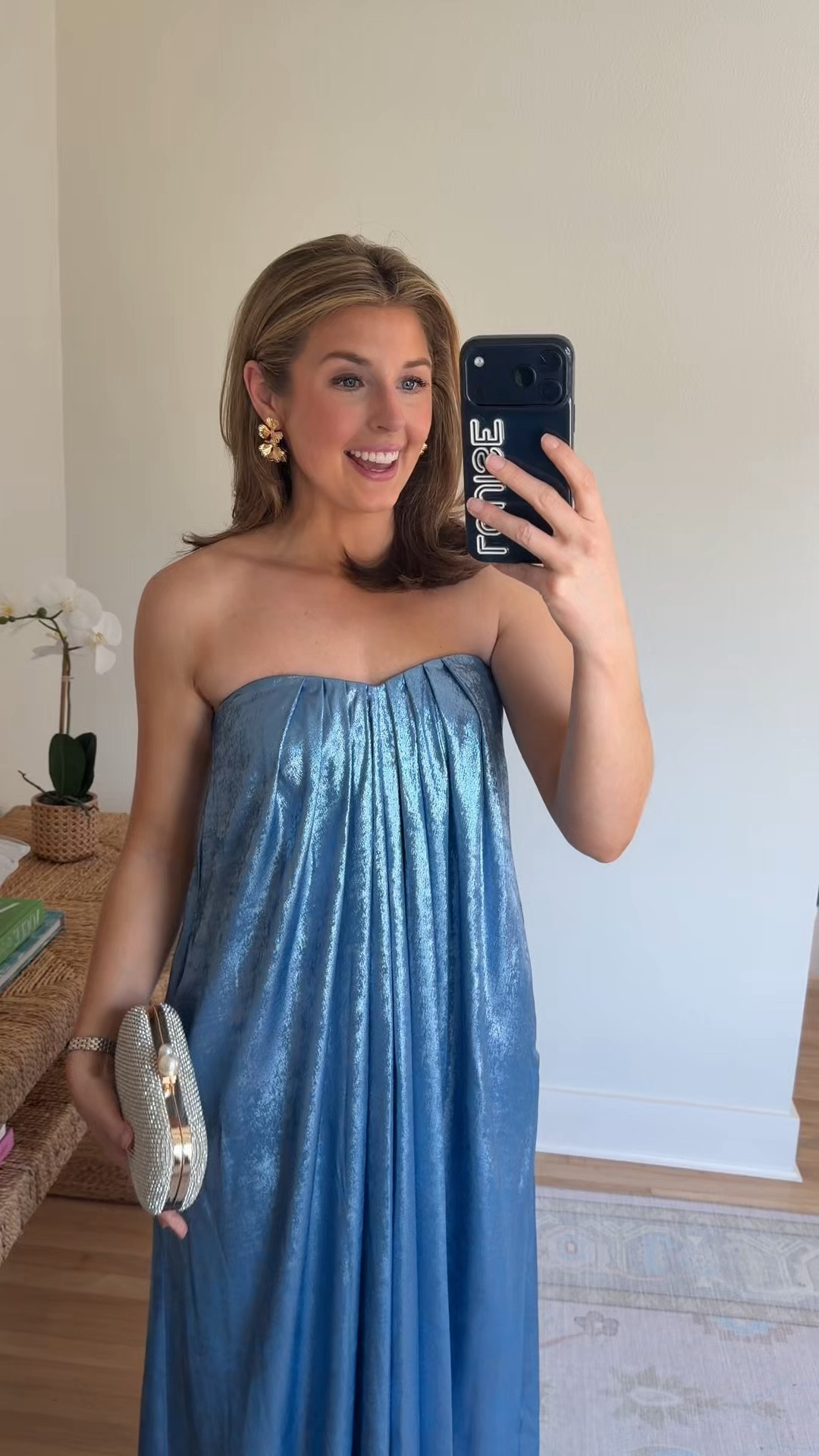 Beachy black tie wedding guest look! Wearing a 2