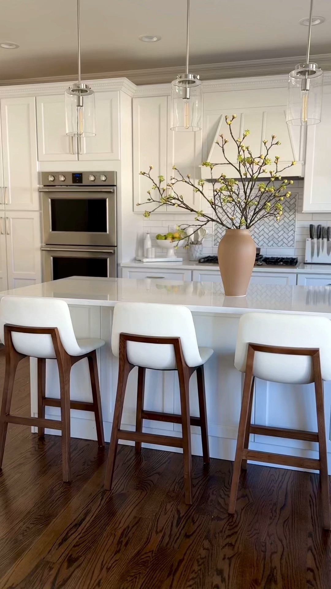 Spring florals in my home

#LTKFindsUnder50 #LTKSeasonal #LTKHome