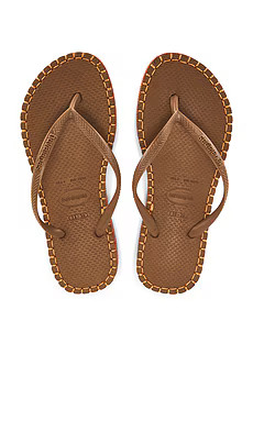 Havaianas Slim Flatform Loop Flip Flop in Rust from Revolve.com | Revolve Clothing (Global)