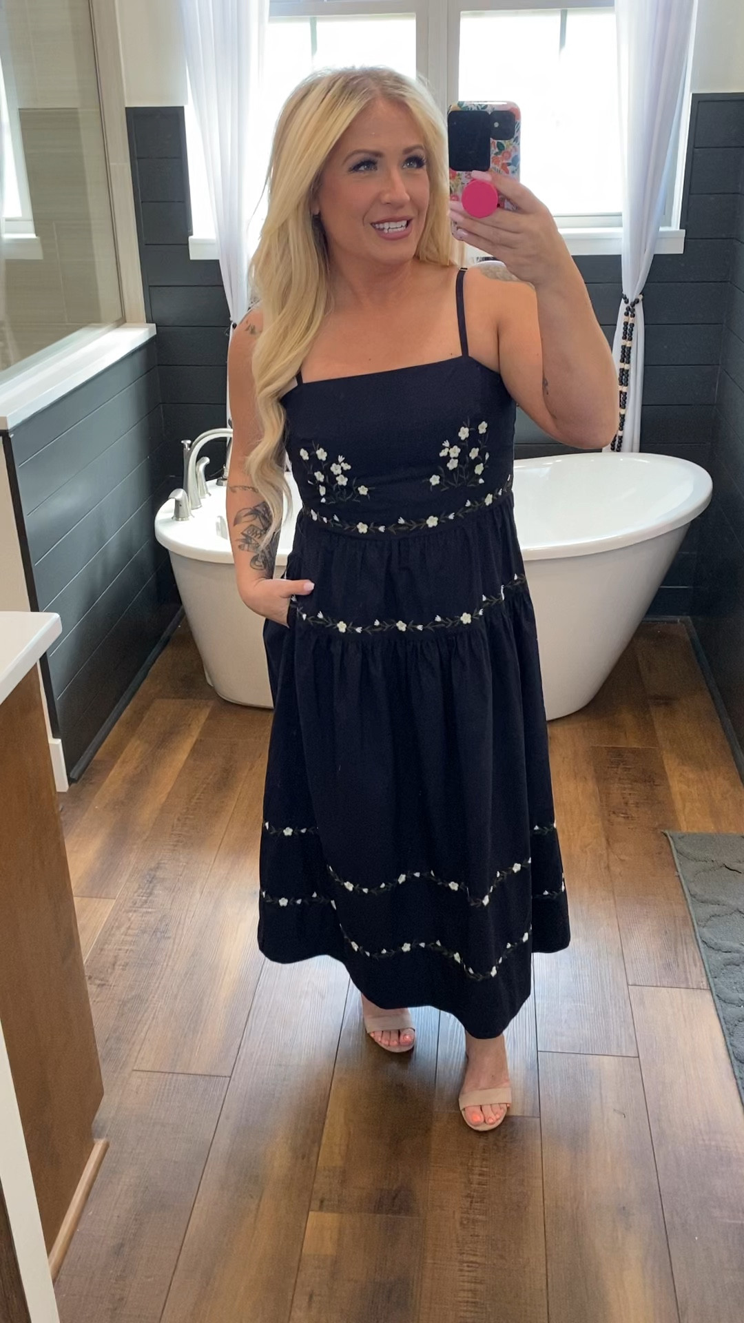 The PERFECT spring dress. 

#LTKSpringSale #LTKPetite #LTKOver40