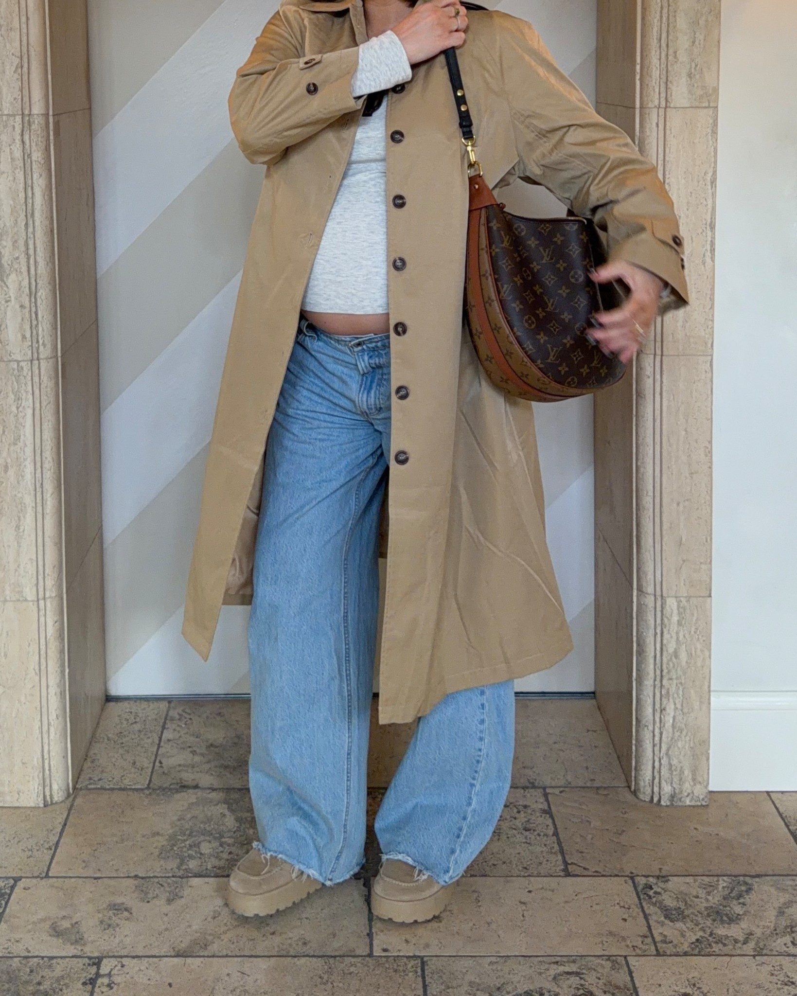 Trench from Amazon it’s stunning I washed and dried it easily and I love how simple but chic it is! Size Large. Large in Amazon long sleeve tee it’s stretchy and soft. Abercrombie low rise jeans sized up to a 31 this style runs loose. 

#amazonfashion #pregnantstyle #bumpstyle #bresheppard #abercrombie #lowrise