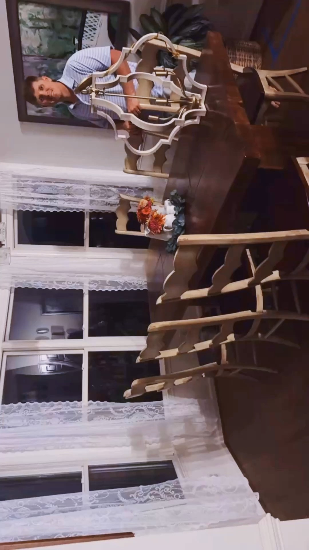 And this sweet man came home with this beauty 🤩 to hang over our farmhouse kitchen table 🪑 and I’m in love!! 🥰 We just have to get a brass chain ⛓️‍💥 to hold it up - so hopefully we can get it hung by the end of the week!! ✨ I think it’s going to look perfect in here!!! 🤗