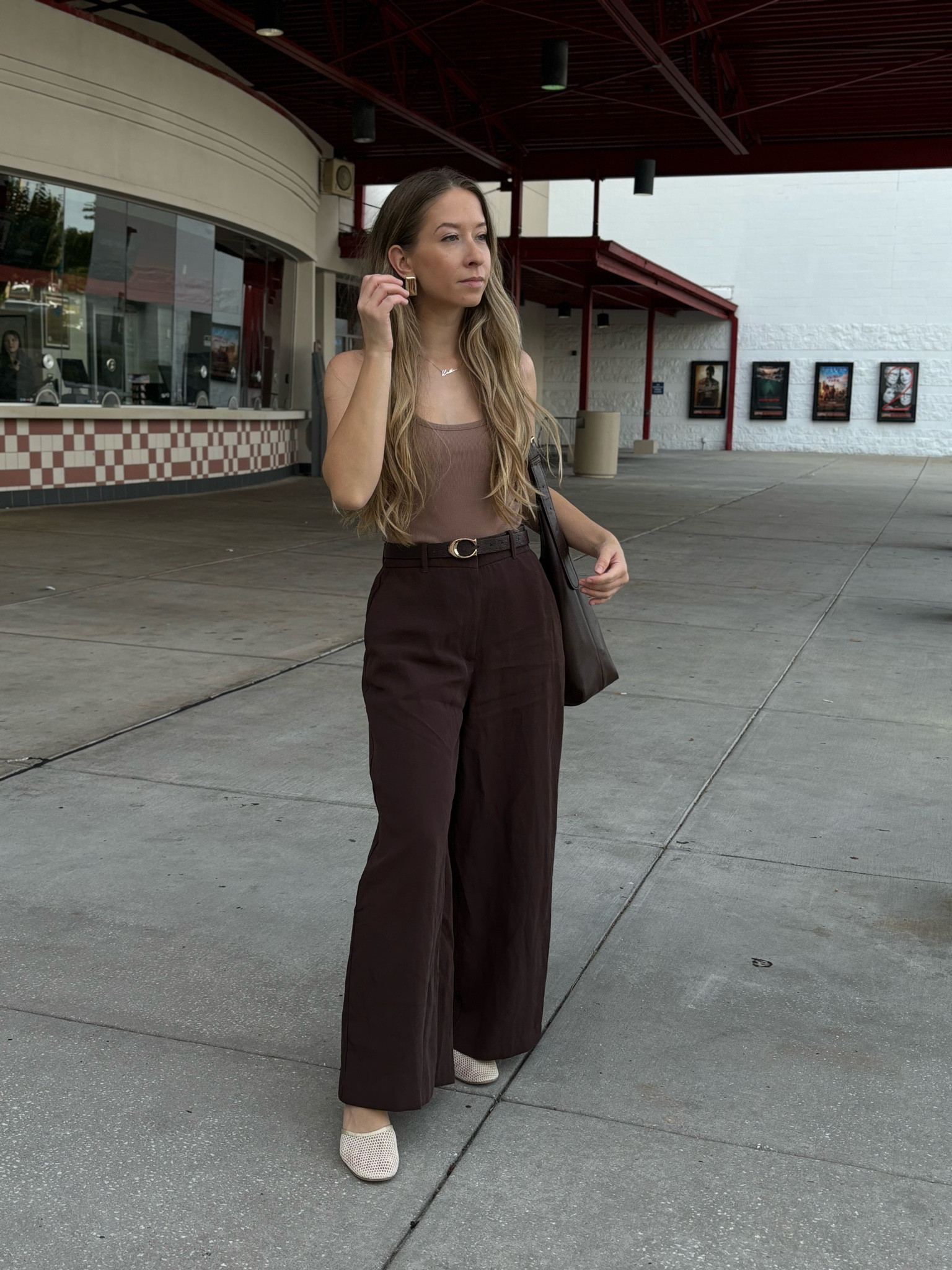 Neutral business casual outfit🤎 top is true to size, wearing xs!

#LTKWorkwear #LTKdayinmylife #LTKootd