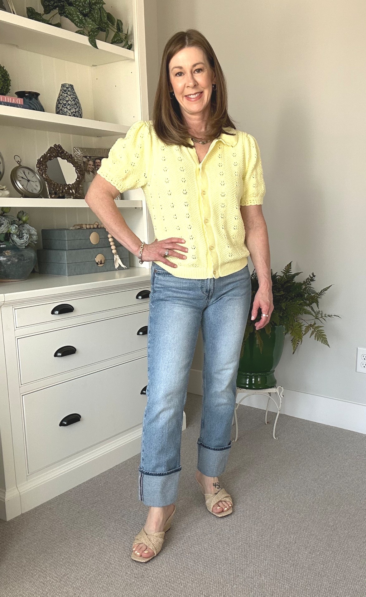 Another day and another Yellow Sweater! This one is a brighter yellow and the material is so good! I did size up to a medium! 
Jeans are old Gap but will link similar! 
#walmart #walmartfashion

#LTKootd