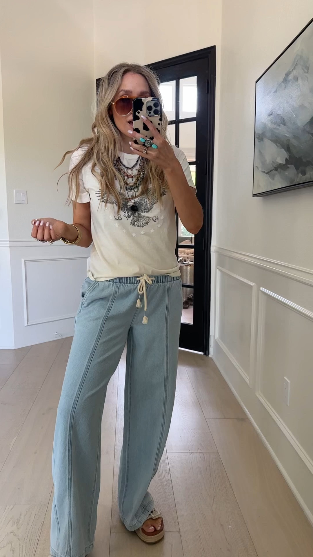 🤍SCROLL TO SHOP🤍
How is this whole outfit WALMART???? ✨🤭📦👏🏼 100/10! 

#LTKmomlife #LTKgrwm #LTKootd