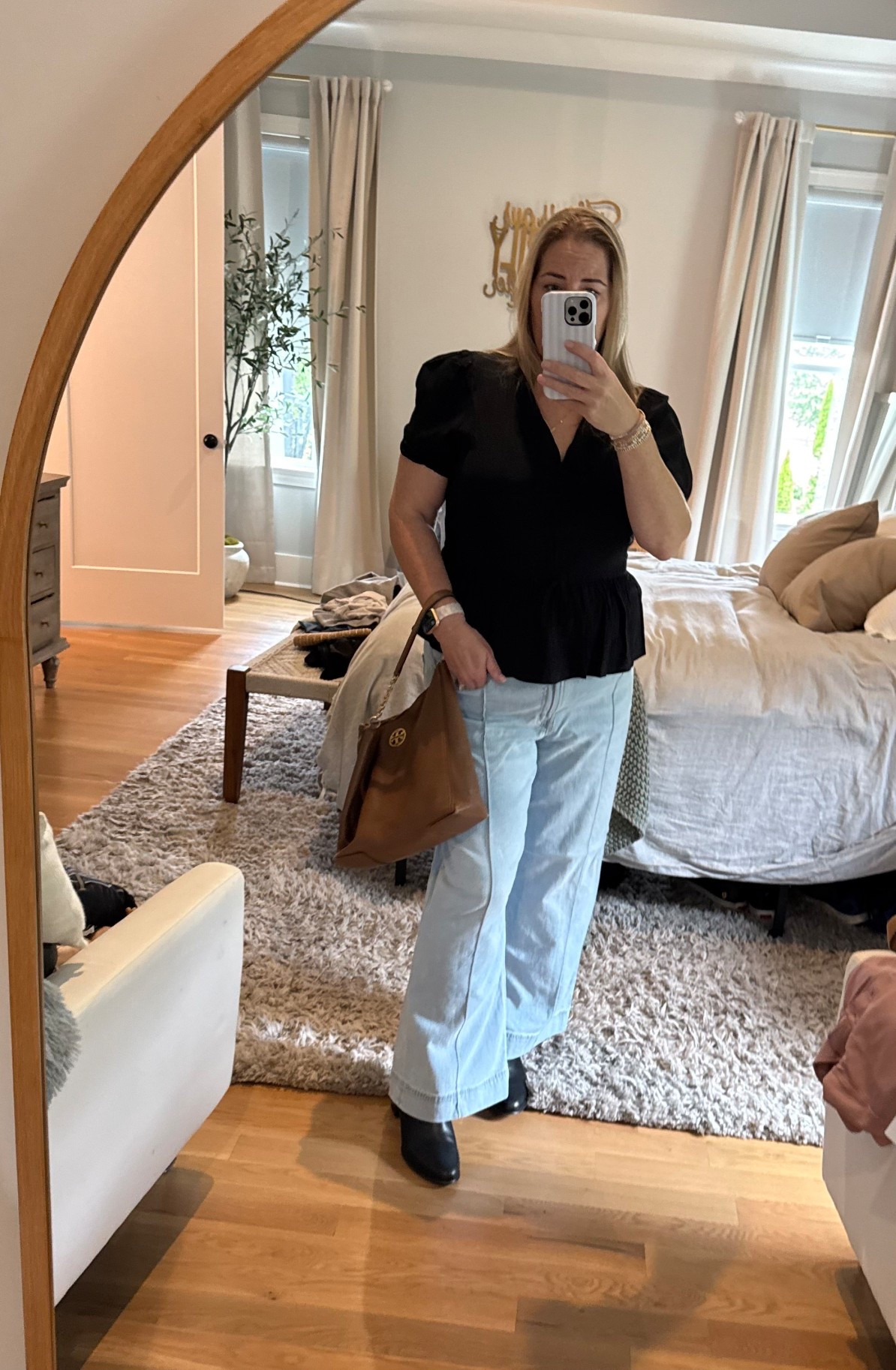 Fall casual shopping OOTD 

#LTKFallSale #LTKSeasonal #LTKOver40