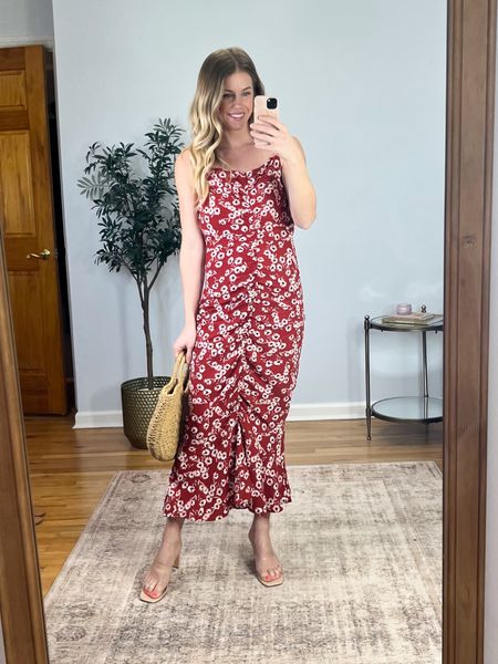 This dress is so cute and so flattering! Perfect for a spring event or your next vacay! Love the ruching in the belly area! Adjustable straps. Wearing size small. 

Code: "Real15" to enjoy 15% off sitewide on orders $65+
Code: "Mimi20" can enjoy 20% off sitewide on orders $109+

#LTKstyletip #LTKfindsunder50 #LTKsalealert