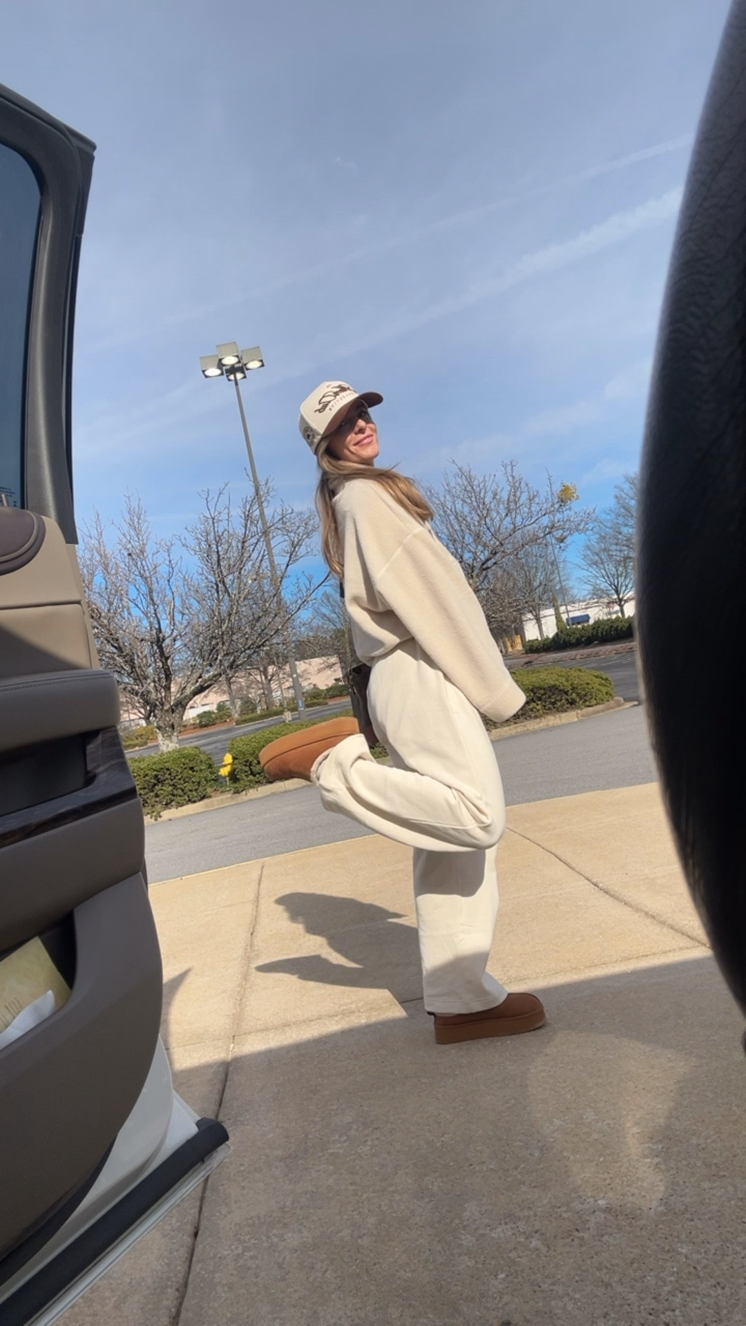 this jacket is old Free People from like 6 years ago but I linked everything I could!! 

#LTKdayinmylife #LTKootd #LTKmomlife