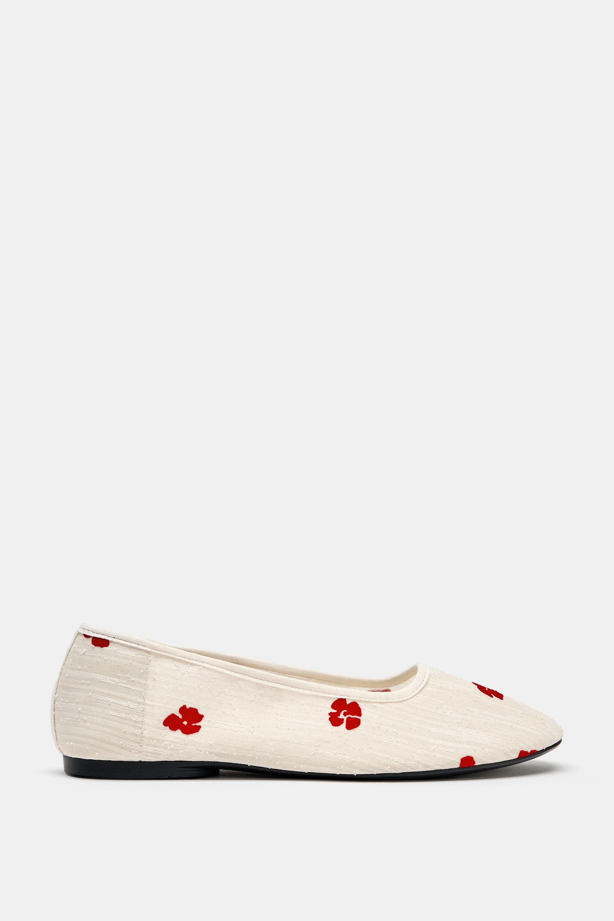 Flat ballet flats. Mesh upper with floral print. Rounded toe.Sole height: 0.4 inches (1 cm) | Zara US