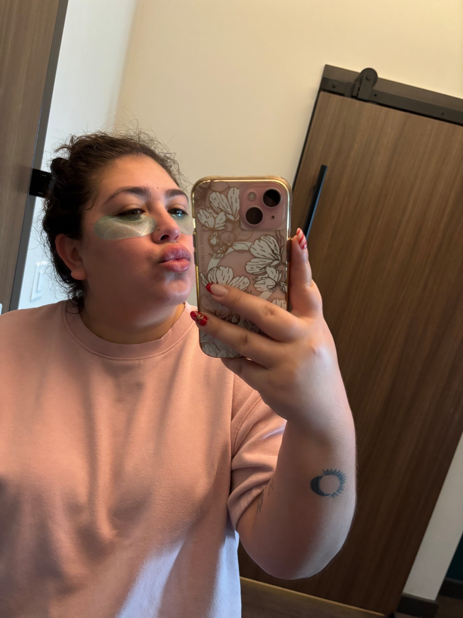 Need all the eye mask help! 

#LTKHoliday #LTKBeauty #LTKselfcare