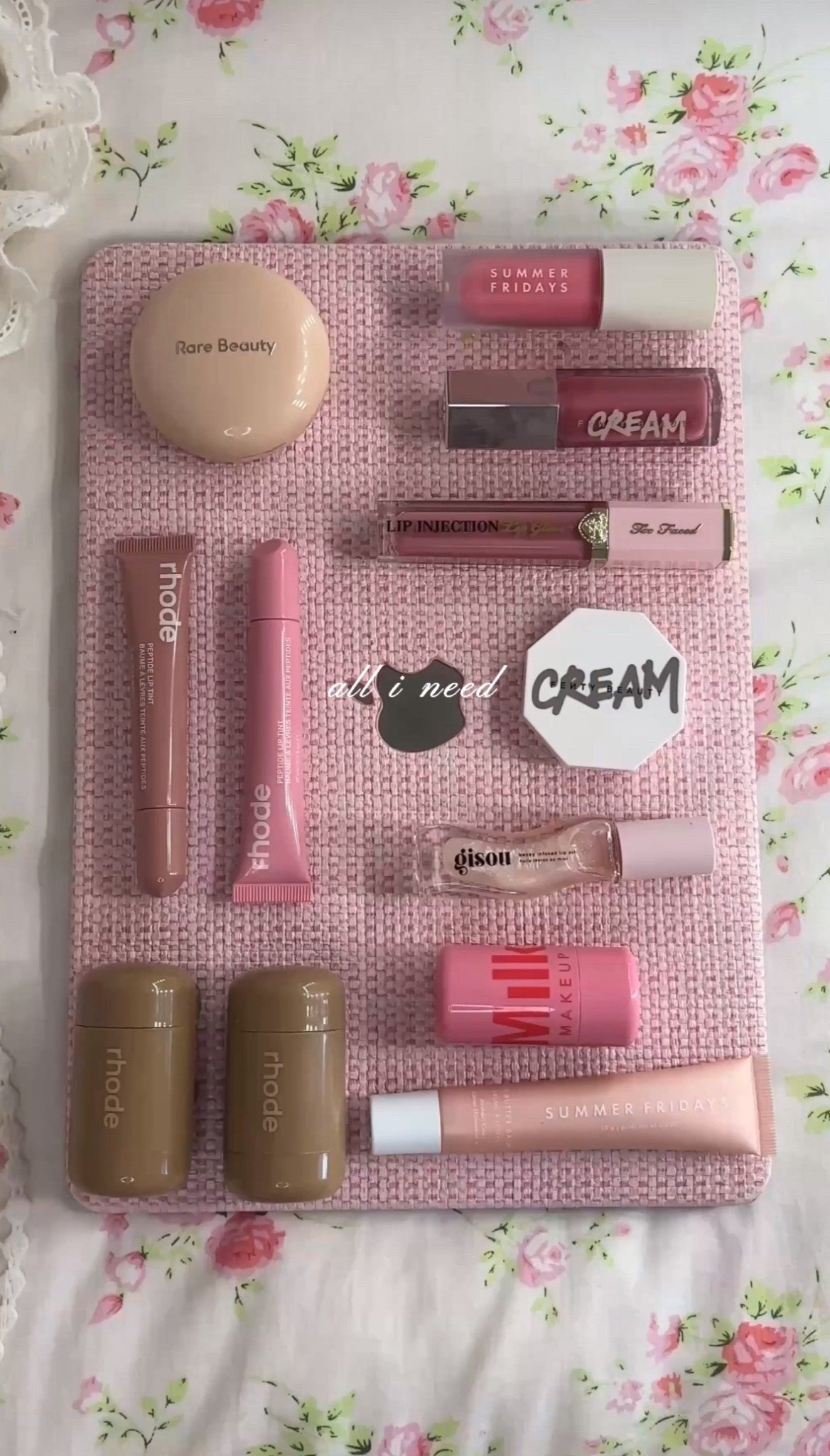 girly display

#LTKFindsUnder50 #LTKOver40 #LTKBeauty