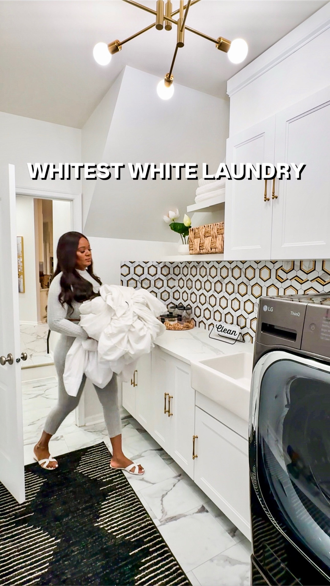 Laundry days can feel exhausting, but getting those whites bright and fresh doesn’t have to be complicated. When your routine works with you, laundry feels lighter and more satisfying. I love to make my own tried & trusted laundry bomb which gives me the Whitest and softest wash.
All I use is some Baking soda, powder detergent, liquid bluing & hydrogen peroxide.
Leaves my laundry buttery soft 👌

#LTKHome #LTKU #LTKSaleAlert