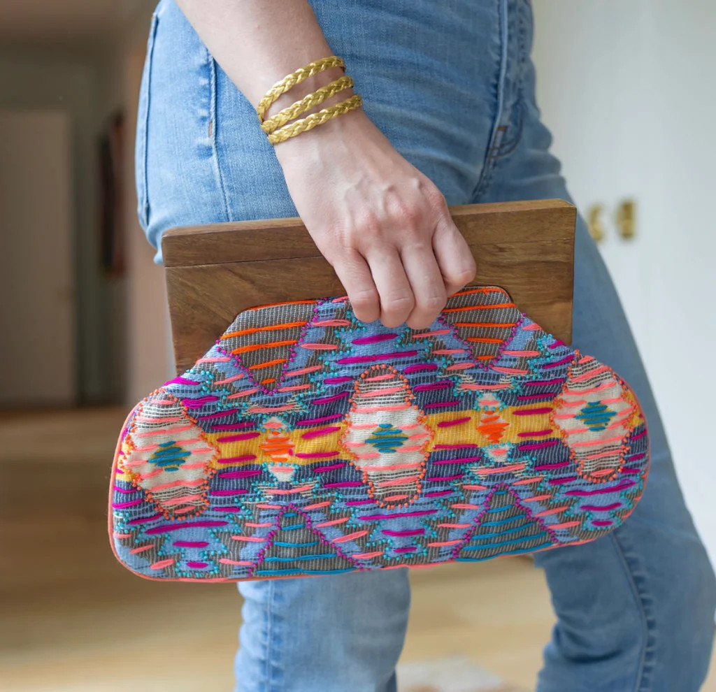 Pre-Sale Out of Office Clutch • shipping 4/1 | Erin McDermott Jewelry