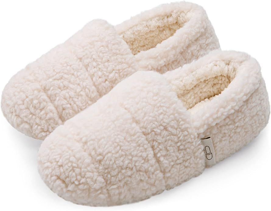 HomeTop Women's Cozy Slippers Curly Fleece Memory Foam Warm House Shoes with Sherpa Lining | Amazon (US)