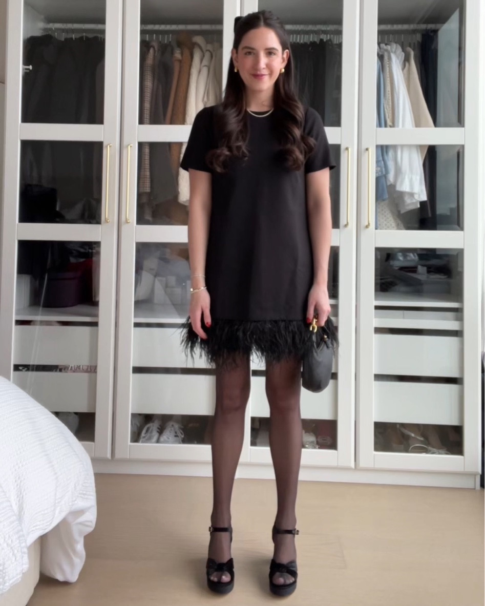  Size 0

Black Friday, cyber Monday, Christmas outfit, holiday party outfit 

#LTKHoliday #LTKCyberWeek #LTKGiftGuide