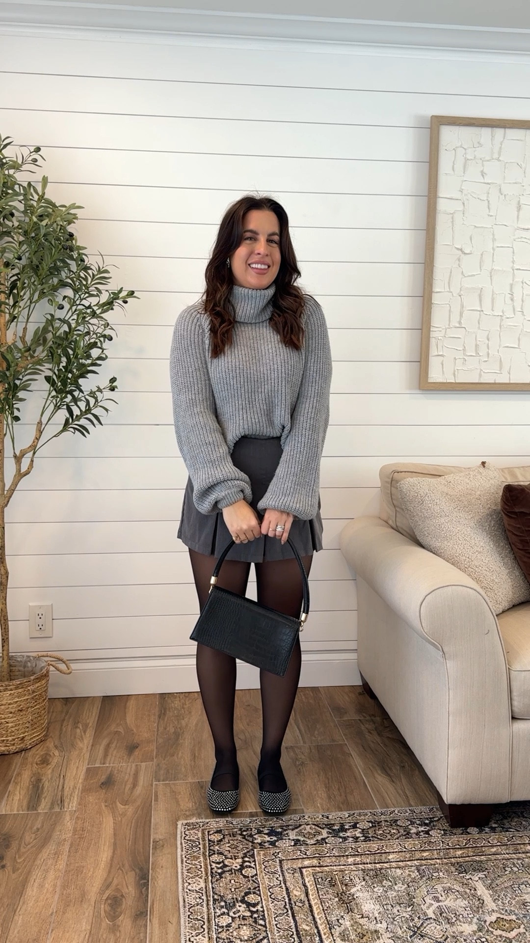 Part 1/6 of my new outfit series! Casual but chic outfits with pieces everyone has in their closet!
Tights | skirt | Amazon 

#LTKVideo #LTKSeasonal #LTKfindsunder50