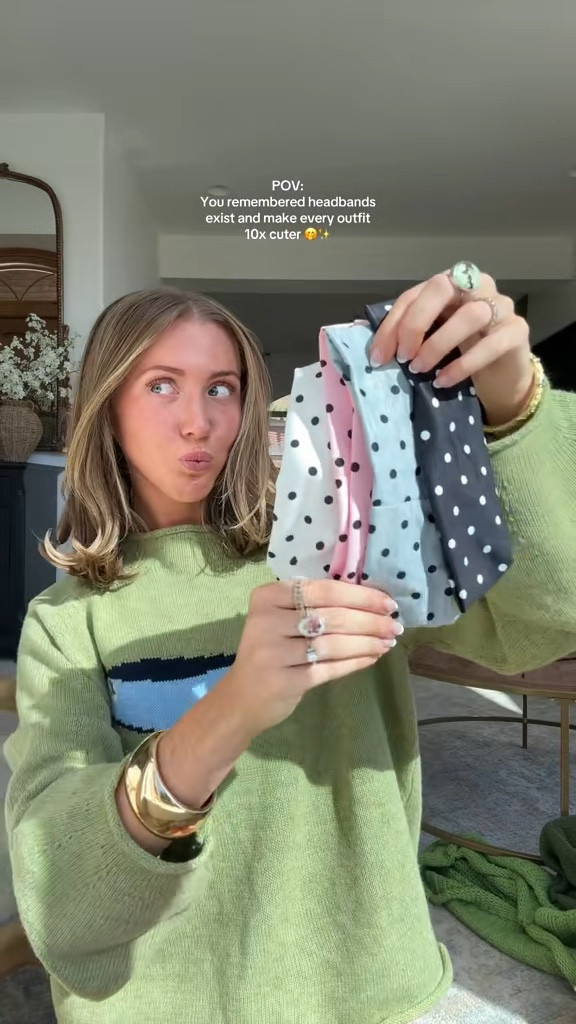 Obsessed with these headbands hehe 🫶🏼✨ literally so cheap! 

#LTKStyleTip #LTKSeasonal