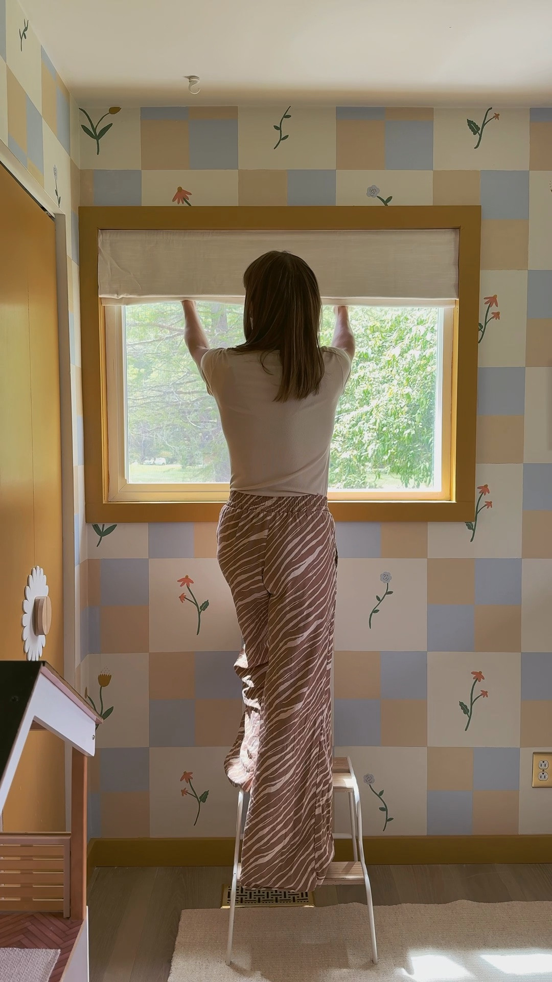 Cordless Roman shades in my daughter’s bedroom 🫶🏼✨

#LTKmomlife #LTKHome #LTKSaleAlert