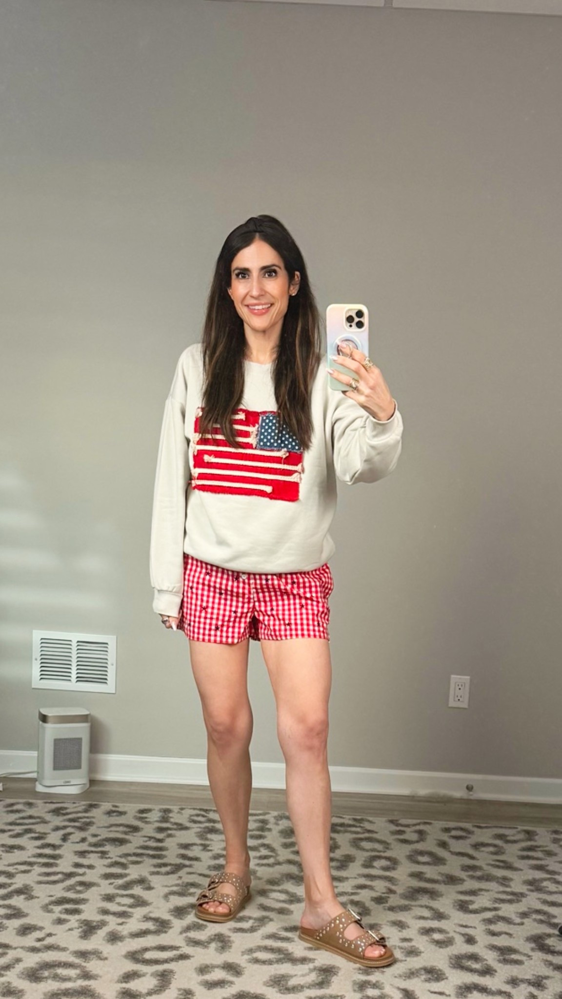 FP look for less 🇺🇸

This patriotic sweatshirt gives that high-end look without the high-end price.

Perfect for Memorial Day weekend, lake days, cool summer nights, and the 4th of July when the fireworks start and the temperature drops.

Wearing size S

@Target

#LTKSeasonal #LTKootd #LTKOver40
