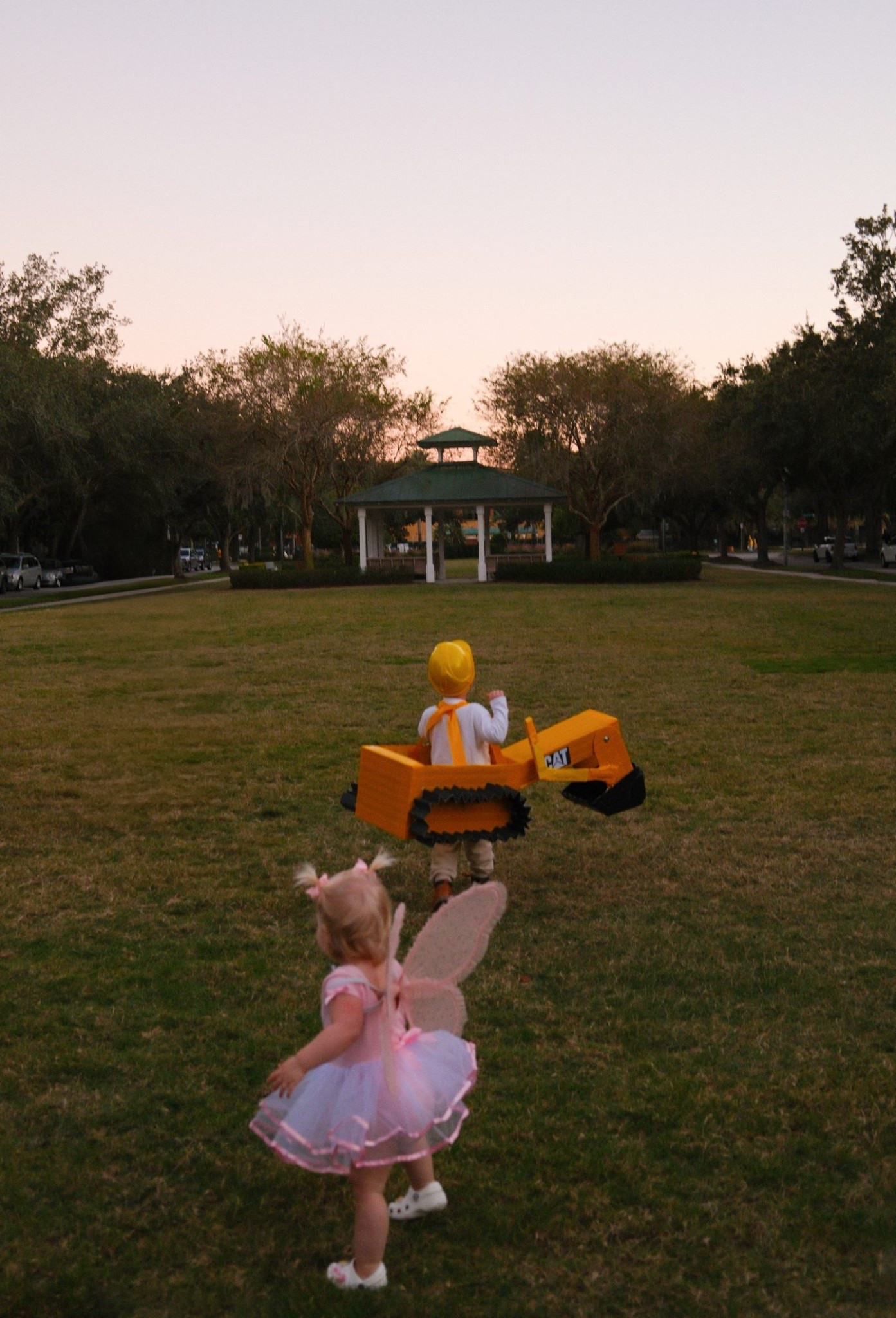the digger & the butterfly 🚜🦋🎃

#LTKHoliday #LTKKids #LTKSeasonal