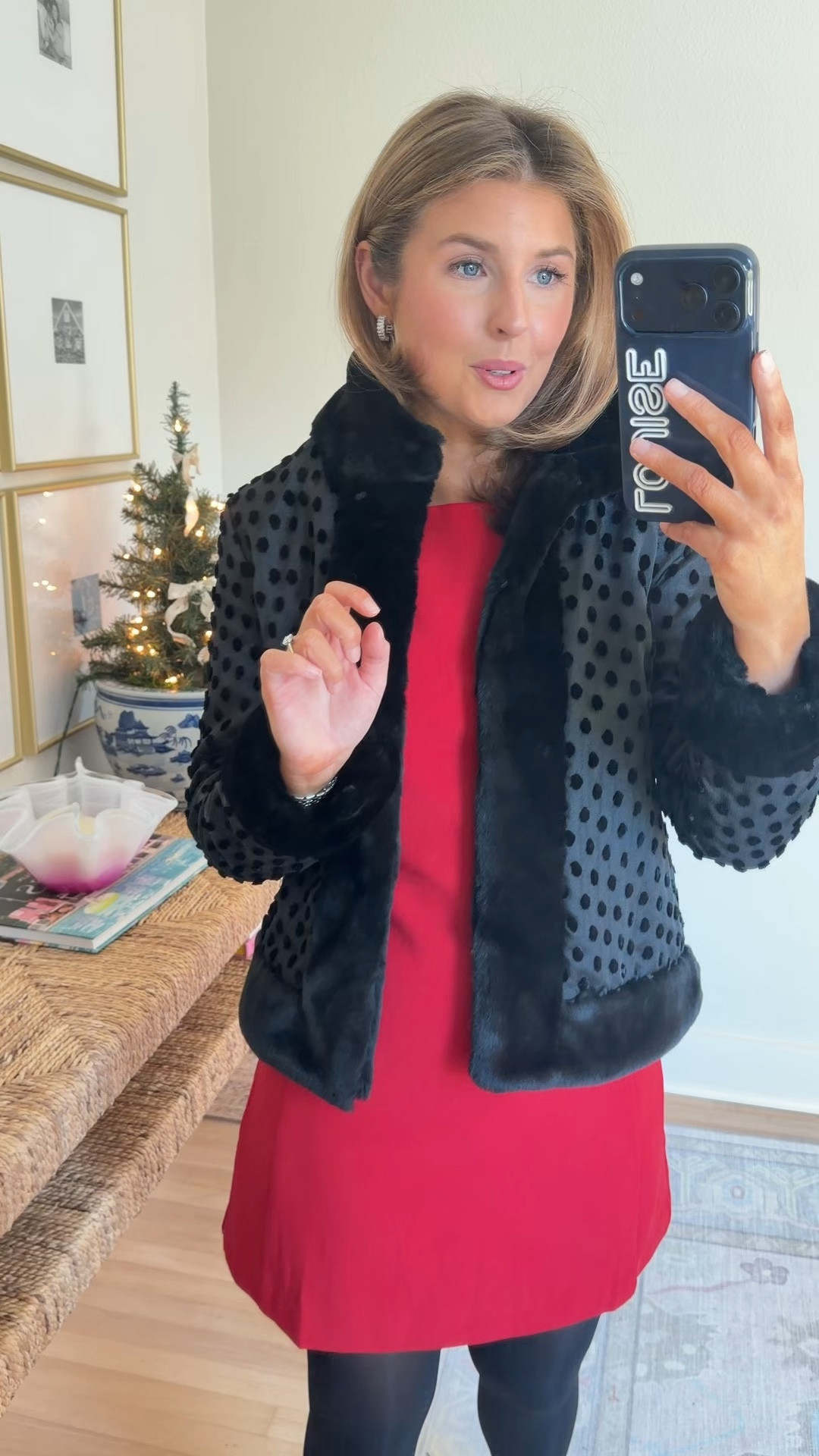 Classic Christmas outfit idea! Wearing a S in dresss