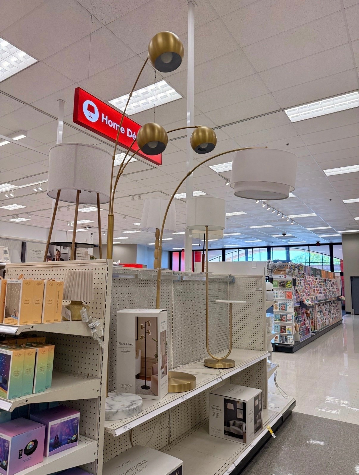Obsessed with this lamp situation at Target 😍 The gold arc floor lamp is giving all the vibes — perfect for a living room or bedroom refresh! Linking everything I spotted in the home decor section, including that gorgeous multi-arm arc lamp. Threshold really never misses! 🙌 #LTKhome #LTKfindsunder100 #LTKsalealert
#targetfinds #targethome #targetdecor #homedecor #floorldamp #golddecor #thresholdtarget #ltkhome #homeinspo #interiordesign #livingroomdecor #affordabledecor #targetshopping #homefinds #quietluxury